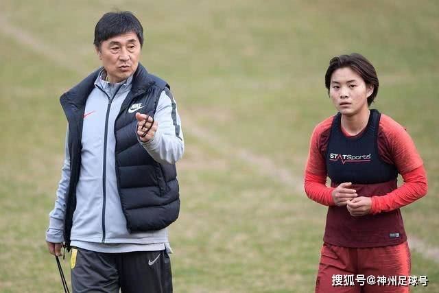 豪越L以8.99万元定价引领中型SUV市场变革